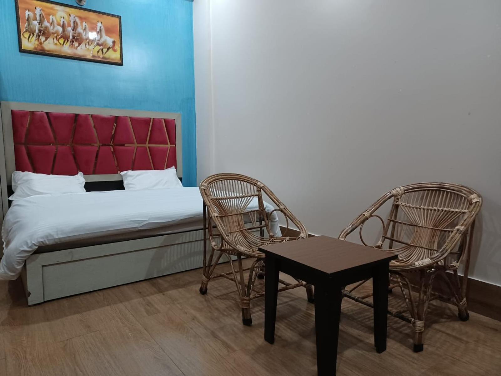 Paradise Home Stay Rāni Pokhri Εξωτερικό φωτογραφία